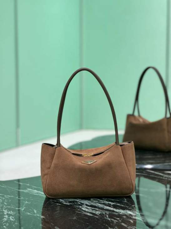 Picture of Prada Handbags _SKUfw171648763fw